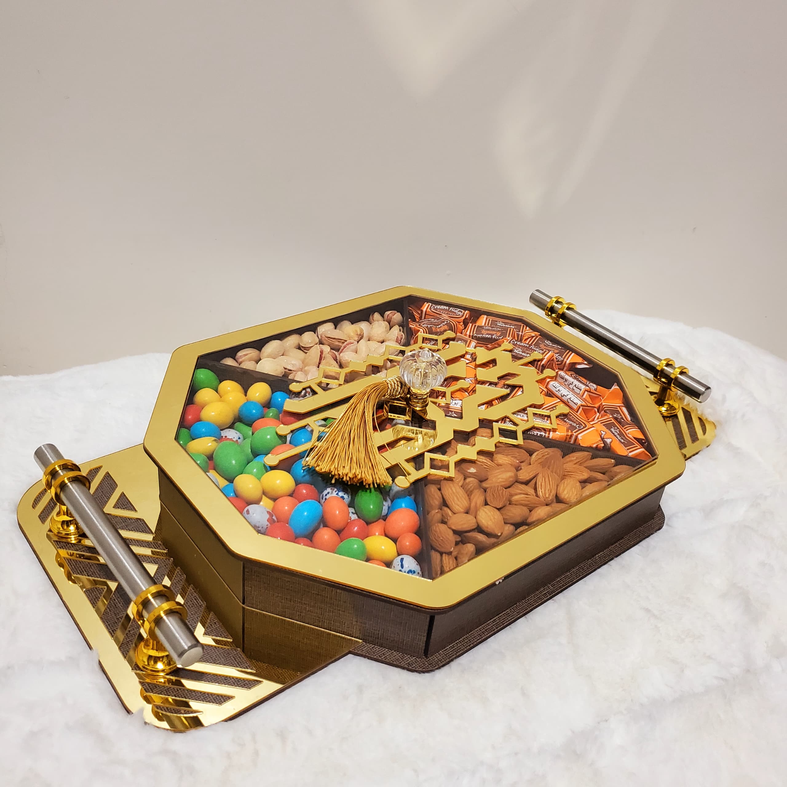 صحن تقديم حلويات وجعالة العيد خشب نحت بيدين ستيل