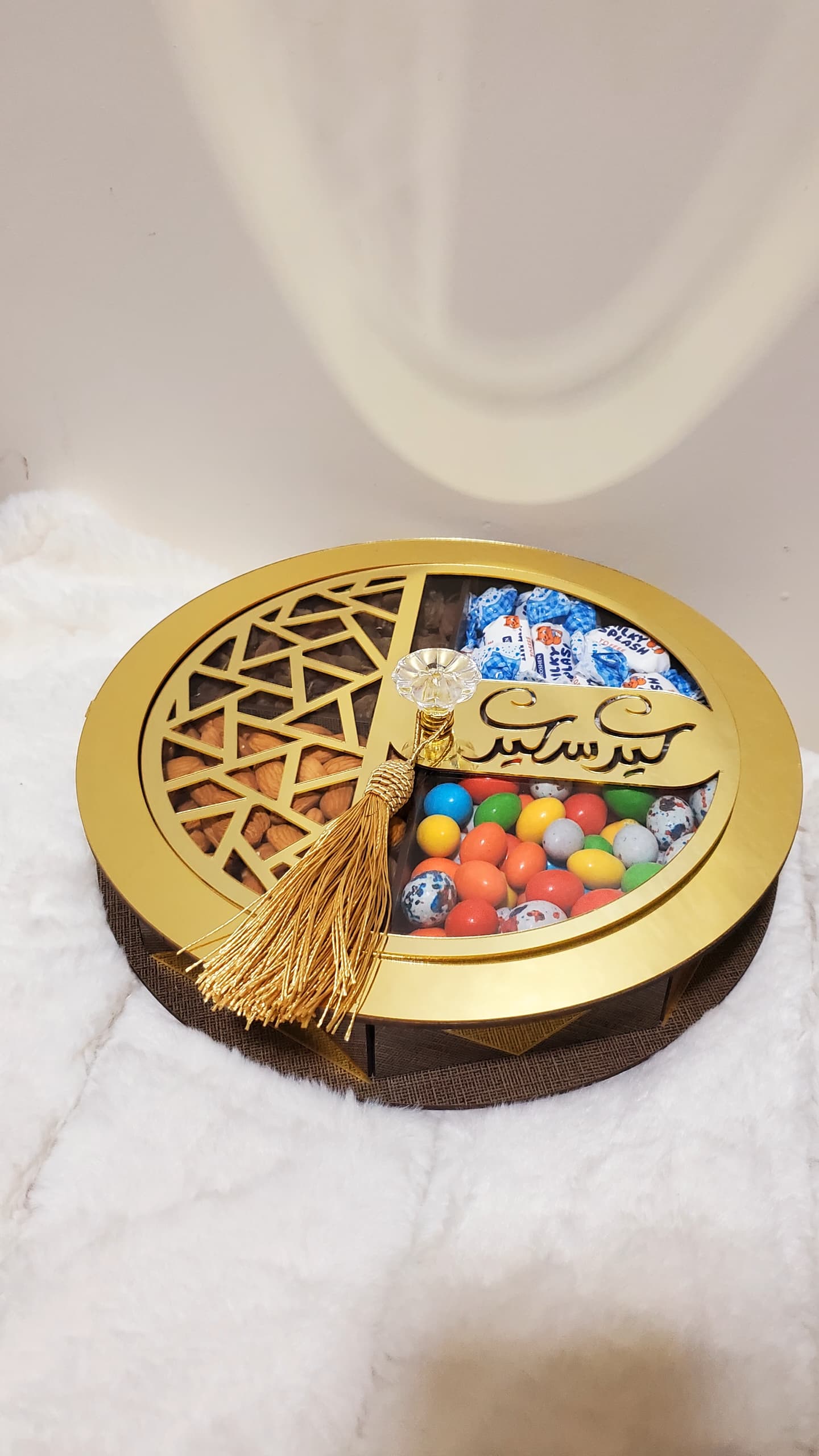 صحن تقديم حلويات وجعالة العيد خشبي دائري