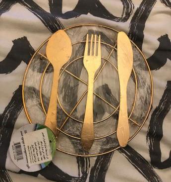 عازل حراري ستيل ذهبي مدور شكل ملاعق 18*18 سم