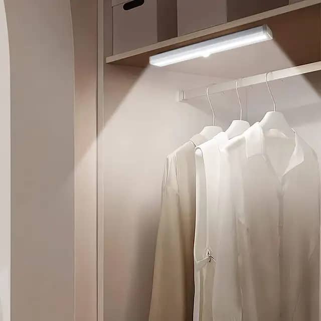 لمبة LED حساس طويل - شحن AZ-2645