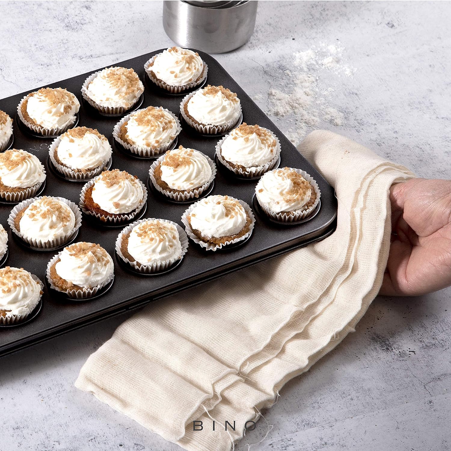 قالب ميني كب كيك 24 خانة 36*27 سم AFI-220