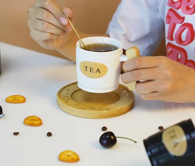 كوب سيراميك مع سيسر خشب AZ-2393