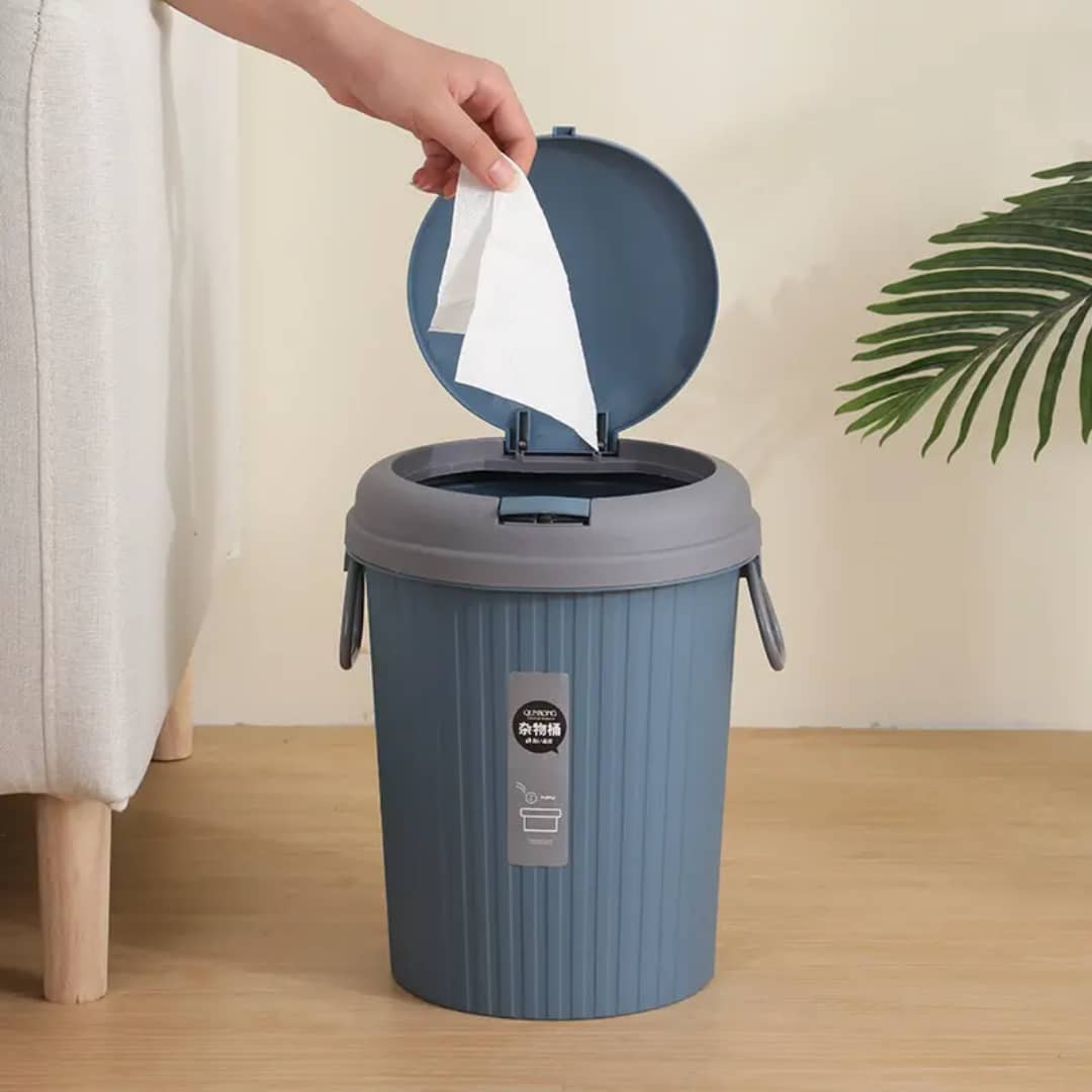 سلة قمامة بلاستيك بيدين وغطاء CIRCLE H7035