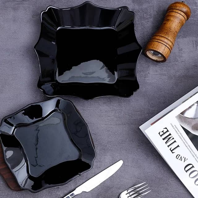 مطيبة بورسلان اسود مربع معرج