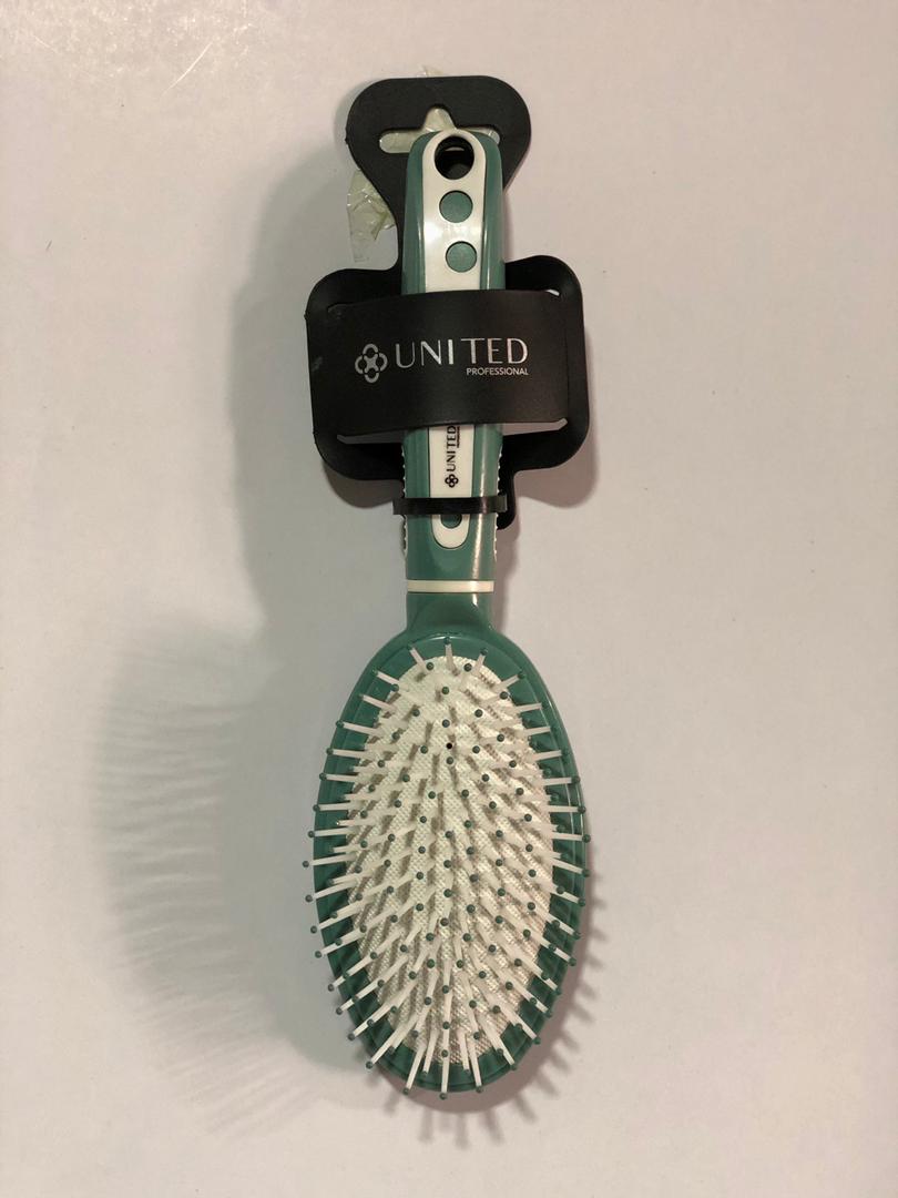 فرشاة شعر بيضاوي اخضر UNITED-321.9551