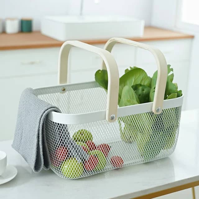 سلة حديد شبك يدين  خشب 24*32سم AZ-2001