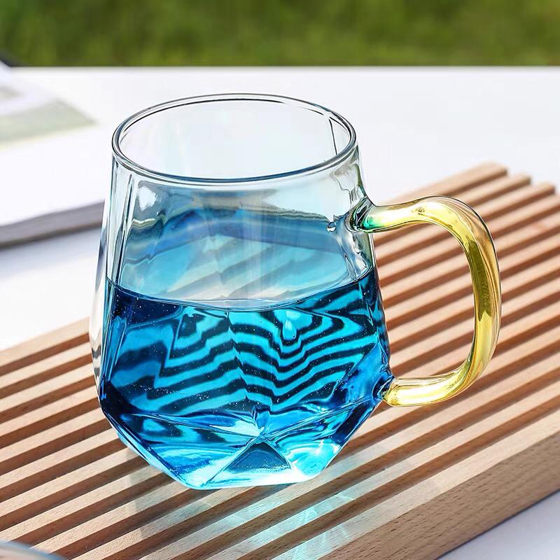 كوب زجاج شكل جوهرة بيد AZ-1194