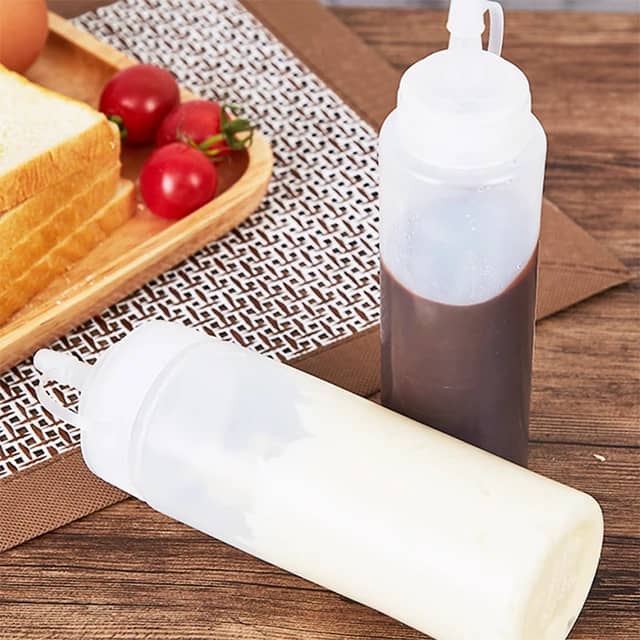 علبة كاتشب ابيض