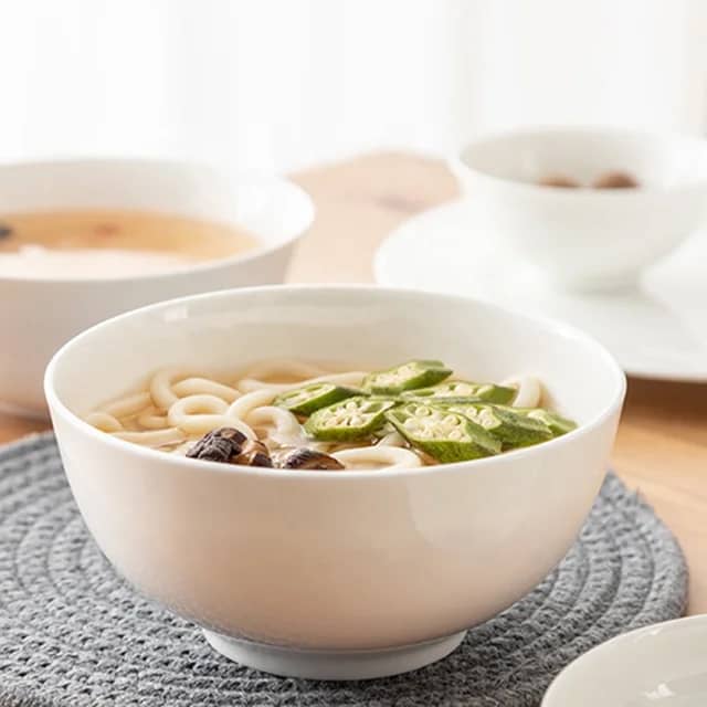 مطيبة سيراميك ابيض