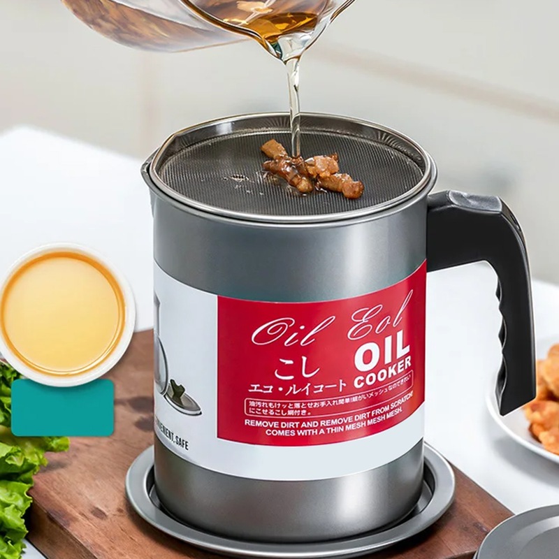 صفاية زيت 1.4 لتر فضي بغطاء مع مشن وقاعدة