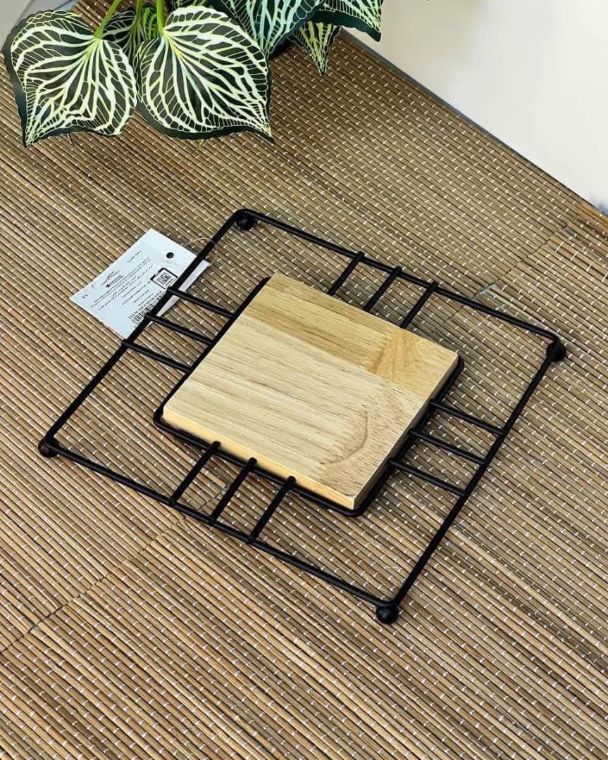 جلاس حراري مربع اسود قاعدة خشب 18 سم 42/1565