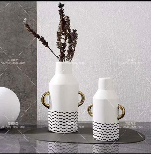 مزهرية سيراميك مخطط مع يدين جانبية AZ-1339-1340